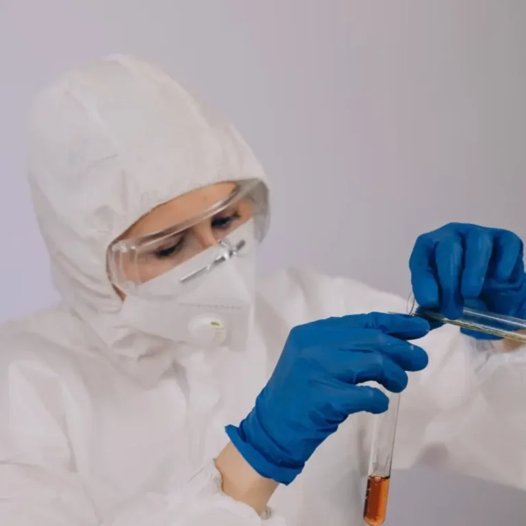 Prevención de Riesgos en el Manejo de Productos Químicos